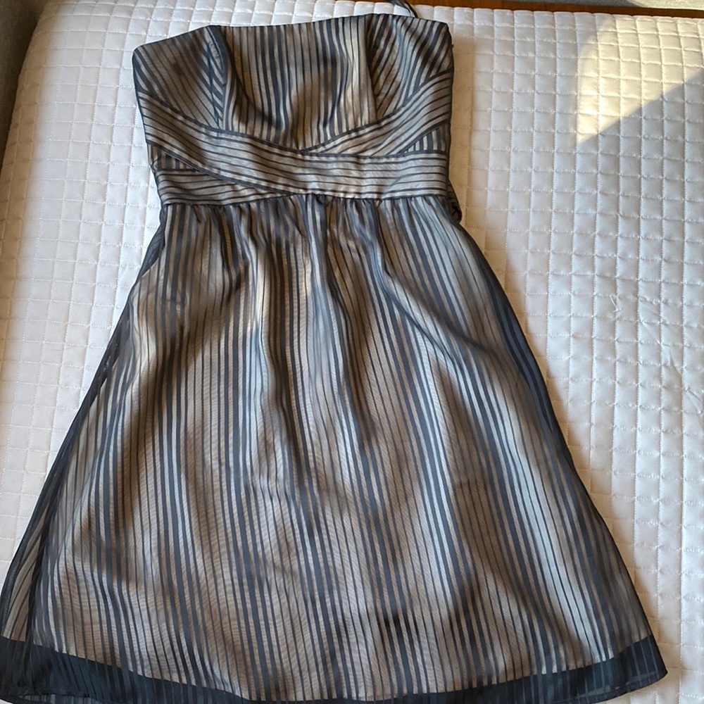 Strapless dress